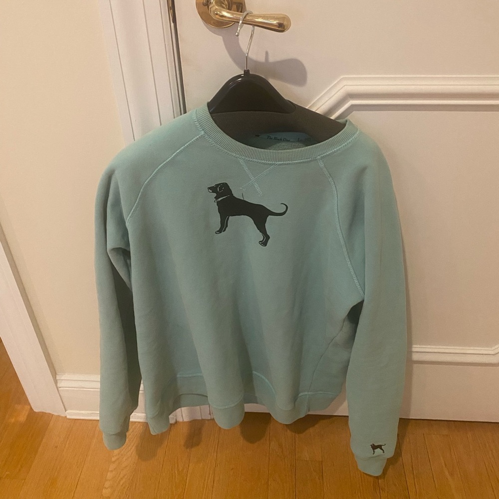 Black dog Martha’s Vineyard sweatshirt in large never worn Columbia sweatshirt
